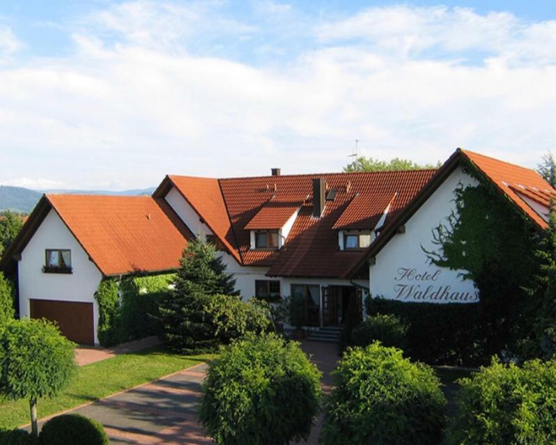 Hotel Waldhaus Hügelsheim Exteriör bild